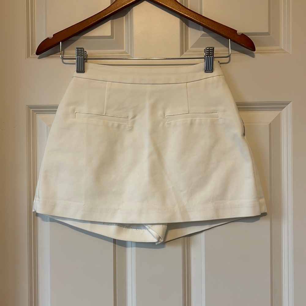 White skort